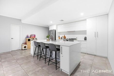 Property photo of 11 Crombie Way Baldivis WA 6171