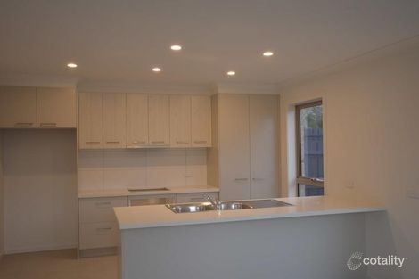 Property photo of 1/25 Dalgleish Avenue Rosebud VIC 3939