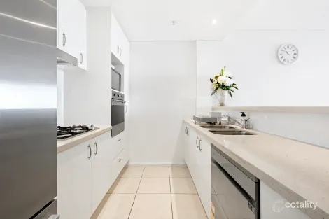 Property photo of 910/1 Como Crescent Southport QLD 4215