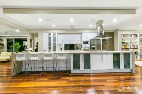 Property photo of 4 Lakeside Drive Peregian Springs QLD 4573