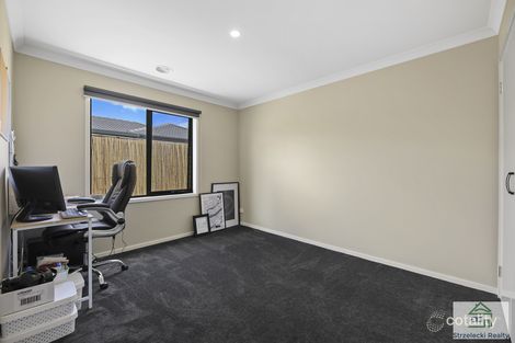 Property photo of 66 Davey Drive Trafalgar VIC 3824