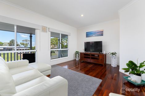 Property photo of 7 Howard Court Sandstone Point QLD 4511