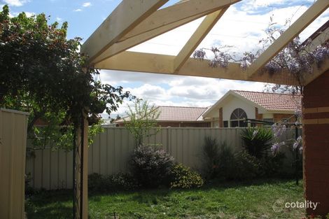 Property photo of 5 Smethwick Green Caroline Springs VIC 3023
