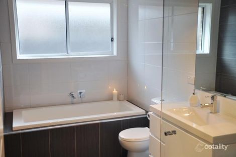 Property photo of 21 Summercloud Crescent Vincentia NSW 2540