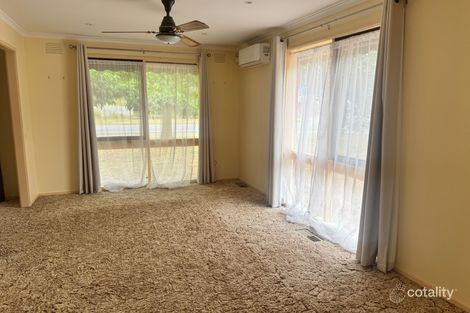 Property photo of 40 Cheviot Avenue Berwick VIC 3806