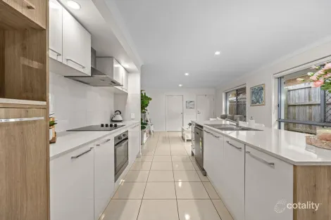 2/37 LILLYPILLY DR, RIPLEY, QLD 4306