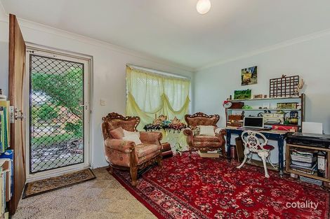 Property photo of 19 Simmons Loop Parmelia WA 6167