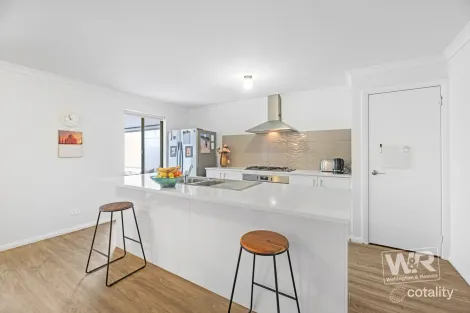 Property photo of 1 Clarona Way Bayonet Head WA 6330