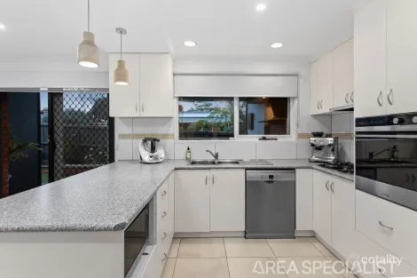 Property photo of 98 Cranhaven Road Langwarrin VIC 3910