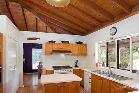 1 Narrien Ct, Samford Village, QLD 4520