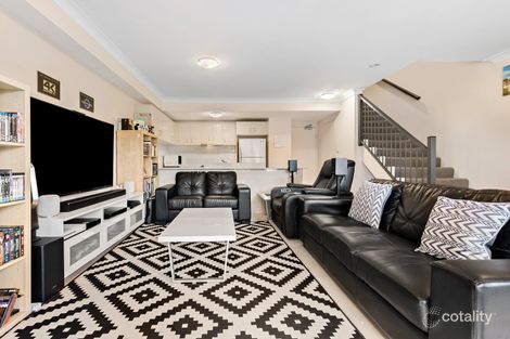 Property photo of 24/41 Woodhouse Drive Ambarvale NSW 2560