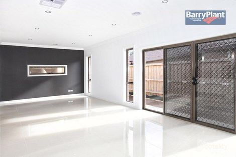 Property photo of 6 Medway Road Craigieburn VIC 3064