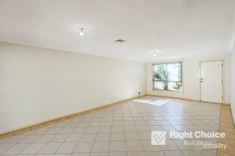 Property photo of 3/3 Narran Way Flinders NSW 2529