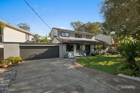 Property photo of 42 Lights Street Emerald Beach NSW 2456