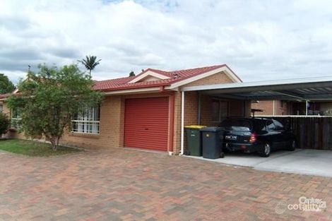 Property photo of 28 Tenille Close Cameron Park NSW 2285