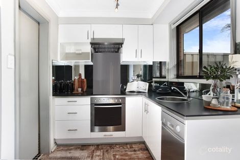 Property photo of 3/1 The Avenue Bellambi NSW 2518
