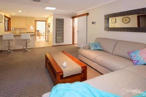 Property photo of 24 Wickham Road Happy Valley SA 5159