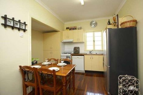 Property photo of 4 Dobbie Street Holland Park QLD 4121