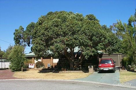 Property photo of 5 Knott Court Camillo WA 6111