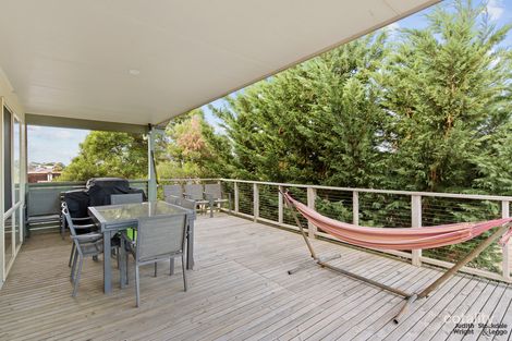 Property photo of 1 Pine Avenue Cowes VIC 3922