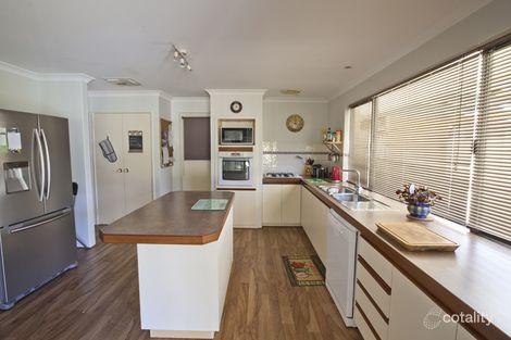 Property photo of 27 Emerald Court Maida Vale WA 6057