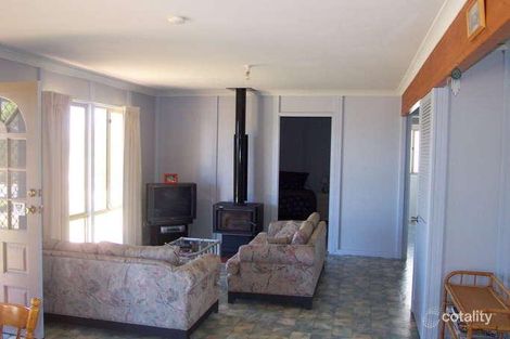Property photo of 9 Cooranga Road Falcon WA 6210