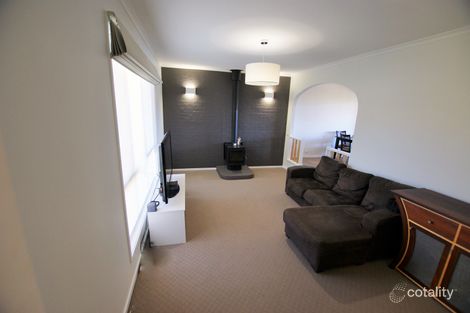 Property photo of 9 Parrabel Place Isabella Plains ACT 2905