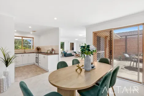 Property photo of 21 Gamban Square Ngunnawal ACT 2913