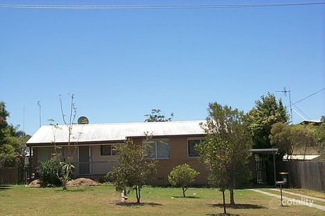 85 Hammond St, Urangan, QLD 4655