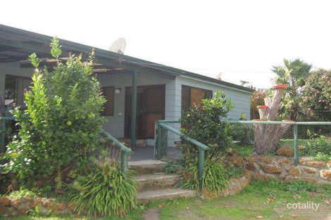 32 Williamson Ave, Narrikup, WA 6326