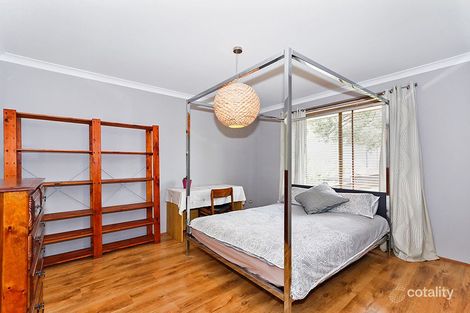 Property photo of 15 Briza Lane Forrestfield WA 6058