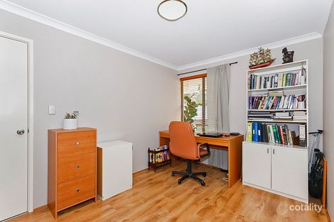 Property photo of 15 Briza Lane Forrestfield WA 6058