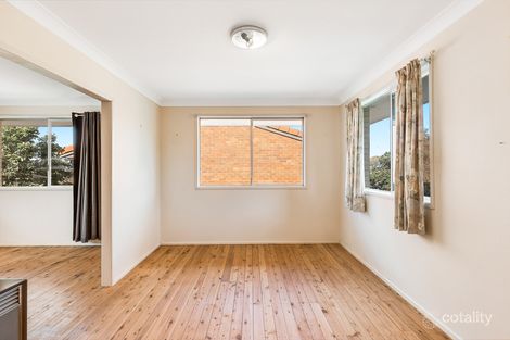 Property photo of 6 Henry Street Mount Lofty QLD 4350