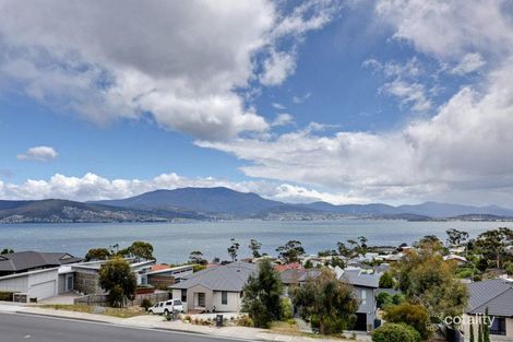 Property photo of 650 Oceana Drive Tranmere TAS 7018