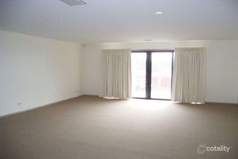 Property photo of 11 Bluestone Gardens Jerrabomberra NSW 2619