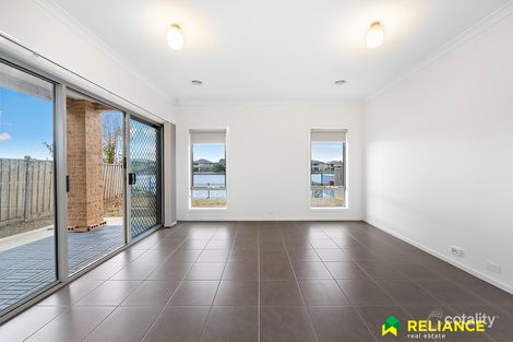 Property photo of 171 Sanctuary Lakes South Boulevard Point Cook VIC 3030