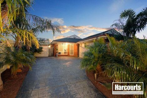 18 John Wedge Wynd, Skye, VIC 3977