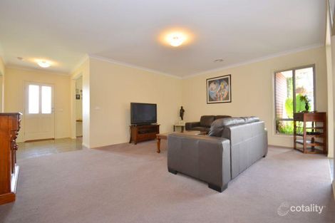 Property photo of 9 Arwon Crescent Alfredton VIC 3350