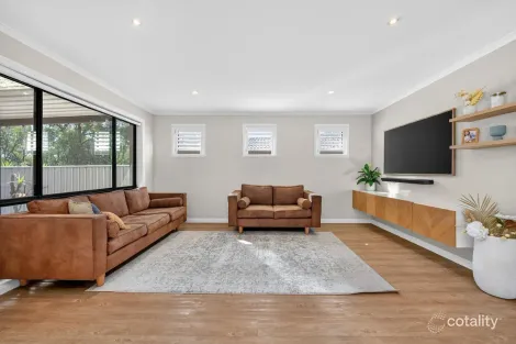 Property photo of 25 Grevillea Avenue Kangaroo Flat VIC 3555