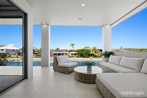 Property photo of 18 Marlin Court Palm Beach QLD 4221