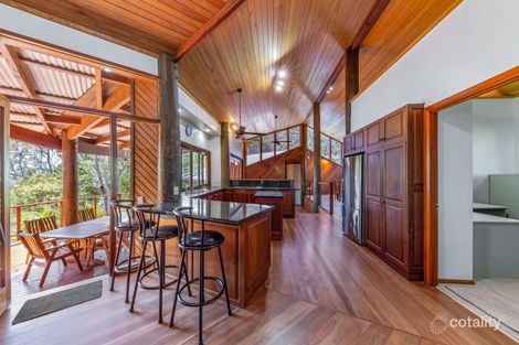 Property photo of 25-27 Woodwark Crescent Cannonvale QLD 4802