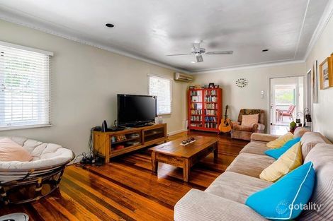 Property photo of 19 Mackay Terrace Bardon QLD 4065