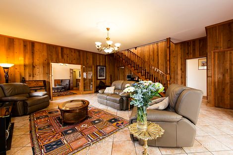 Property photo of 17 Yendon Road Carnegie VIC 3163