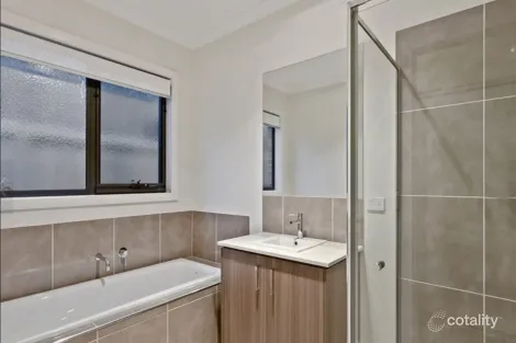 Property photo of 82 Spearmint Boulevard Manor Lakes VIC 3024