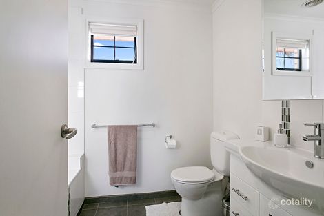 2 Daniel Cl, Patterson Lakes, VIC 3197