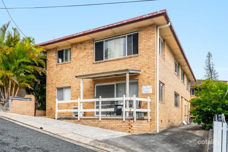 Property photo of 2/5 Beach Street Yamba NSW 2464
