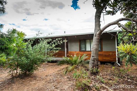 Property photo of 14 Begonia Court Dwellingup WA 6213