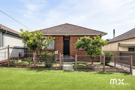 16 Bethlehem St, Cringila, NSW 2502
