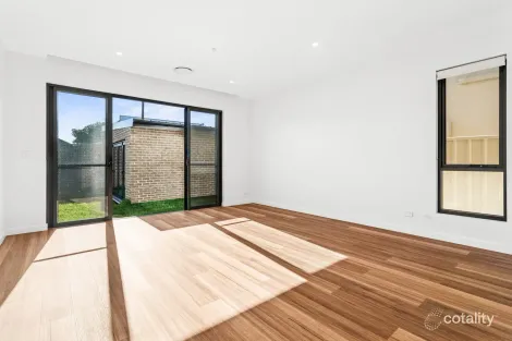 Property photo of 3 Robinson Street Eastlakes NSW 2018