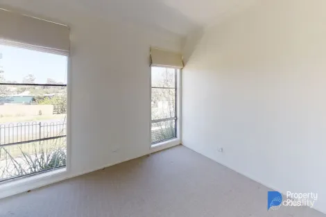 Property photo of 10 Honeysuckle Street Eaglehawk VIC 3556